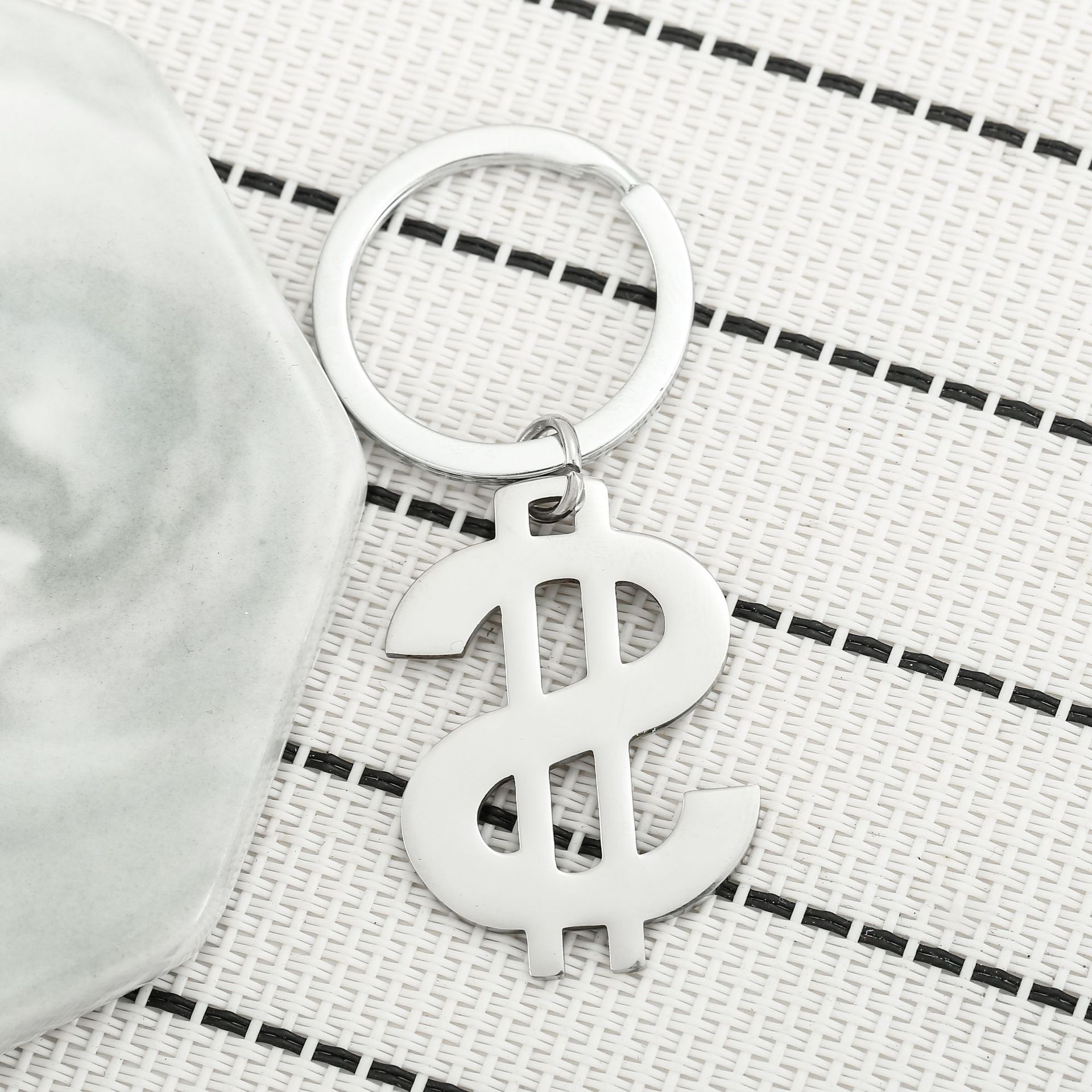 ใหม่พวงกุญแจสแตนเลส US Dollar  - Home Office Logo บทวิจารณ์และราคา